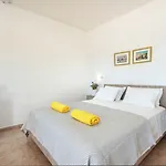 Krana 3* لينثوس